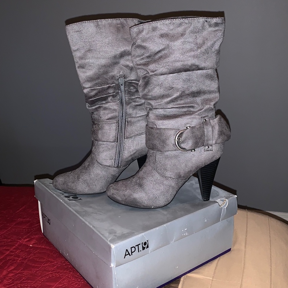 APT.9 ~ Grey women’s boots